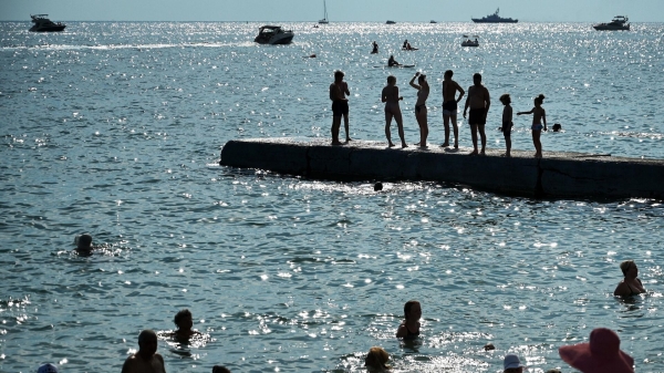 Бархатный сезон на черноморском побережье продлится дольше обычного