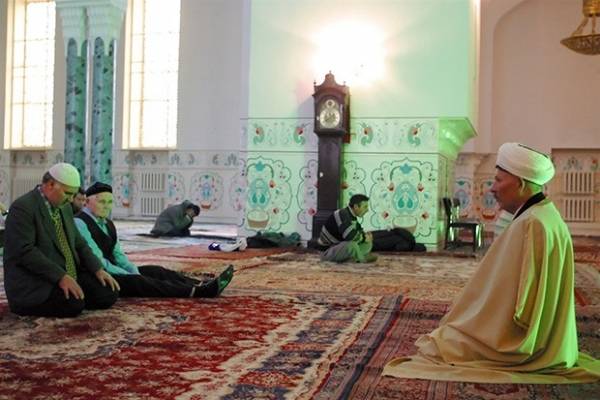 Ромео и Джульетта «Норд Оста». У могил влюблённых подростков — всегда цветы Ромео и Джульетта «Норд Оста». У могил влюблённых подростков — всегда цветы