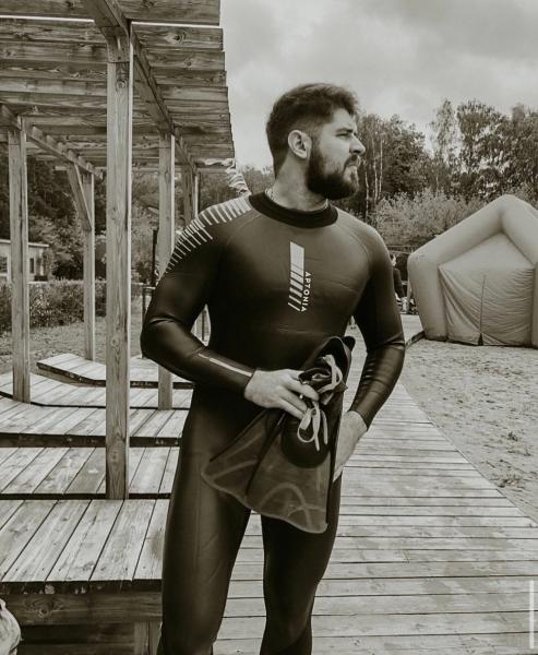 Сыну нет и годика. Что известно о пловце Свечникове, пропавшем в Босфоре