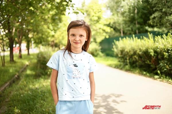 В свете чудесной Зари. Чтобы жить, девочке нужна терапия за 345 тыс. рублей