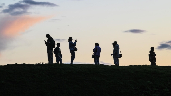 На Курилах нашли потерявшуюся группу туристов На Курилах нашли потерявшуюся группу туристов