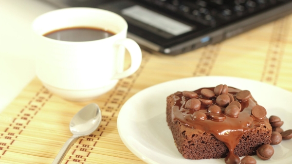 Роскачество: почти треть россиян не знакома с нормами количества пищи