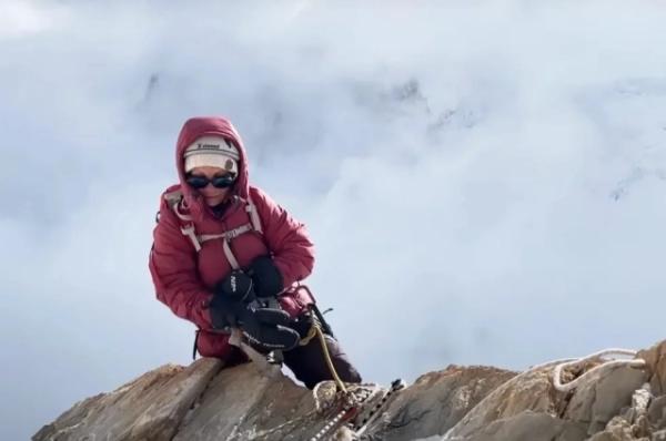 За что $60 тыс.? Родня альпинистки Наговициной не хочет платить спасателям