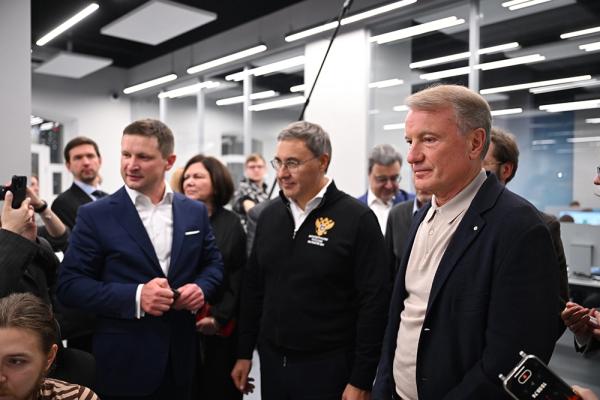 Искусственный интеллект и Дружба народов. Сбер открыл в РУДН «Школу 21» Искусственный интеллект и Дружба народов. Сбер открыл в РУДН «Школу 21»