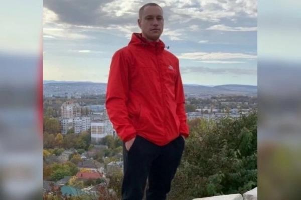 Кто-то его прячет? Отец ищет сына: он пропал после аварии с крутыми парнями