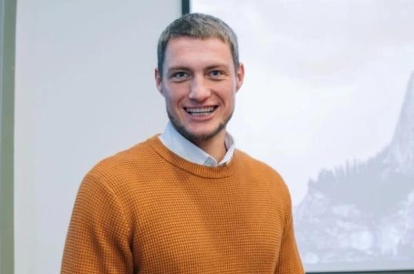 &laquo;Не всё говорит&raquo;. Жена звезды &laquo;Дома-2&raquo; Задойнова рассказала о муже на СВО