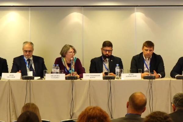 Газета, мы тебя почитаем. Перспективы рынка классических СМИ в 2026 году Газета, мы тебя почитаем. Перспективы рынка классических СМИ в 2026 году