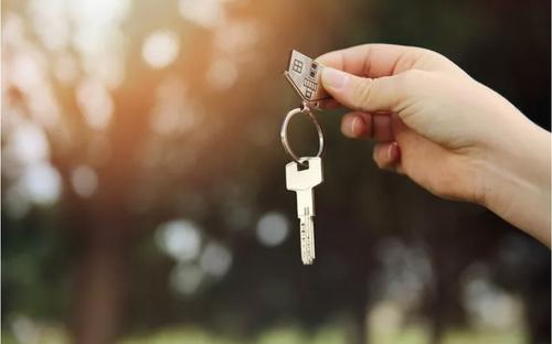 В Петербурге женщину через суд лишили купленной у пенсионерки квартиры после признания сделки недействительной В Петербурге женщину через суд лишили купленной у пенсионерки квартиры после признания сделки недействительной